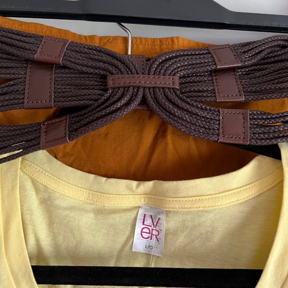 Shirt + Skirt + Belt set - Picture 3 of 8